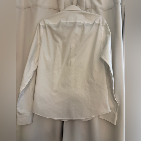 UNTUCKit Crisp White Dress Shirt size Large 100% cotton slim fit wrinkle free - Picture 6 of 6